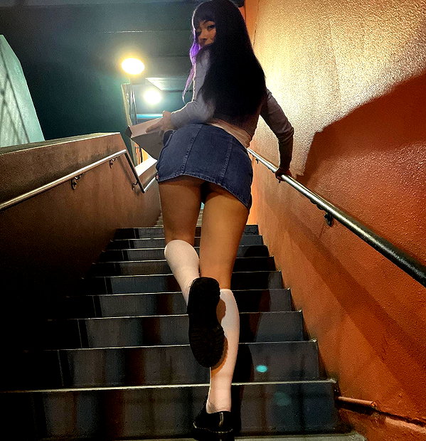 itsrowsvee instagram image archive image