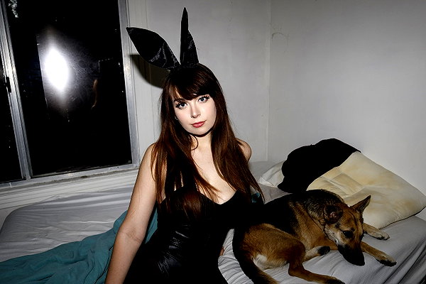 itsrowsvee instagram image archive image