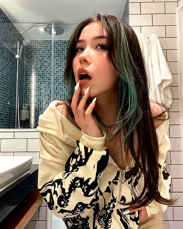 ivy.owowo instagram image archive image