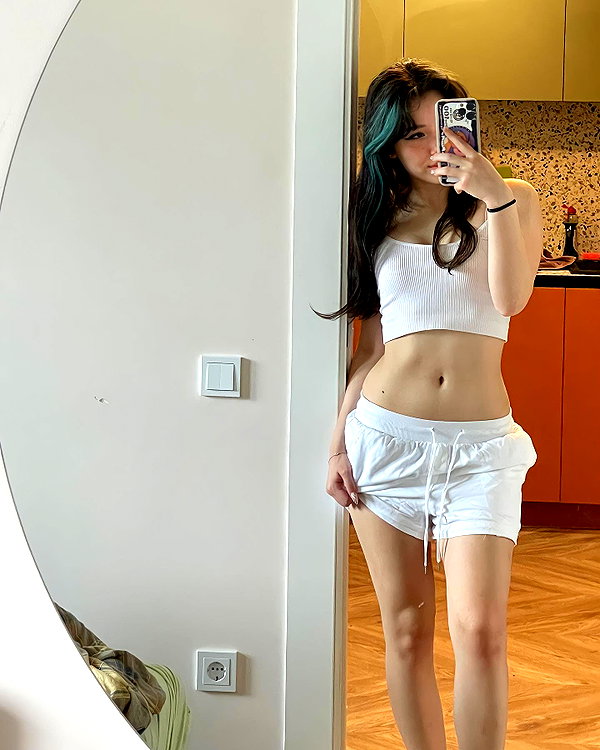 ivy.owowo instagram image archive image
