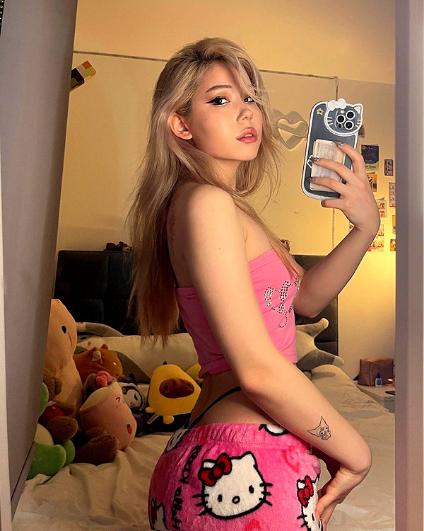 ivy.owowo instagram image archive image