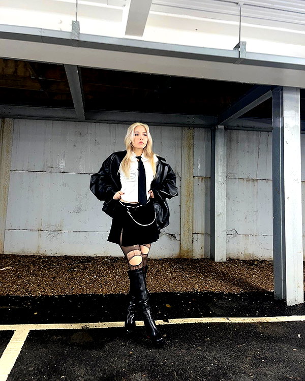 ivy.owowo instagram image archive image
