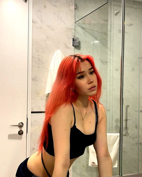 ivy.owowo instagram image archive image