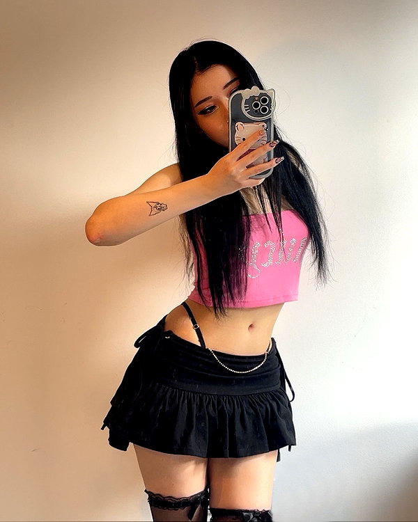 ivy.owowo instagram image archive image