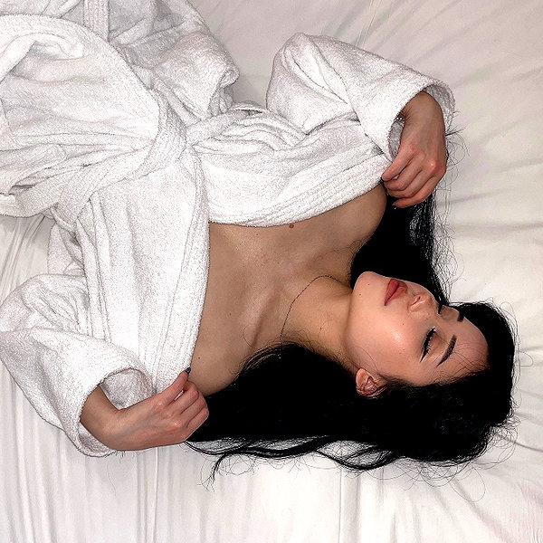 ivy.owowo instagram image archive image