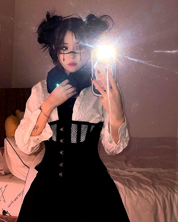 ivy.owowo instagram image archive image