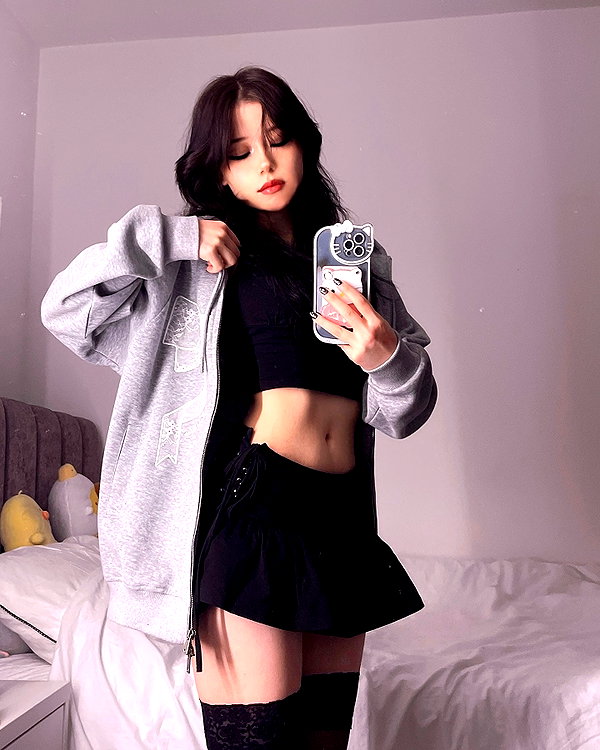 ivy.owowo instagram image archive image