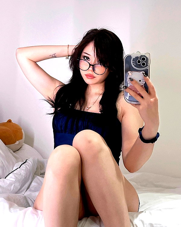 ivy.owowo instagram image archive image