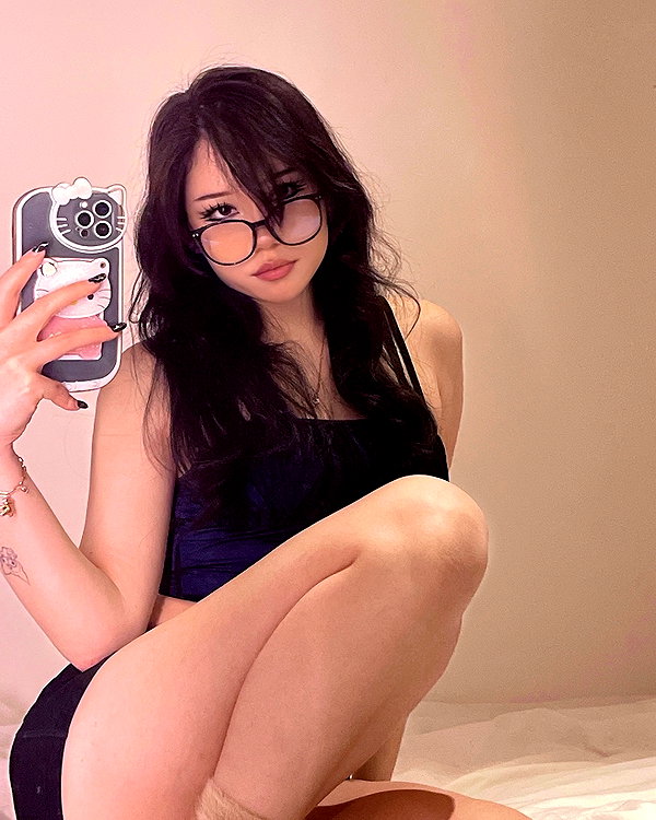 ivy.owowo instagram image archive image