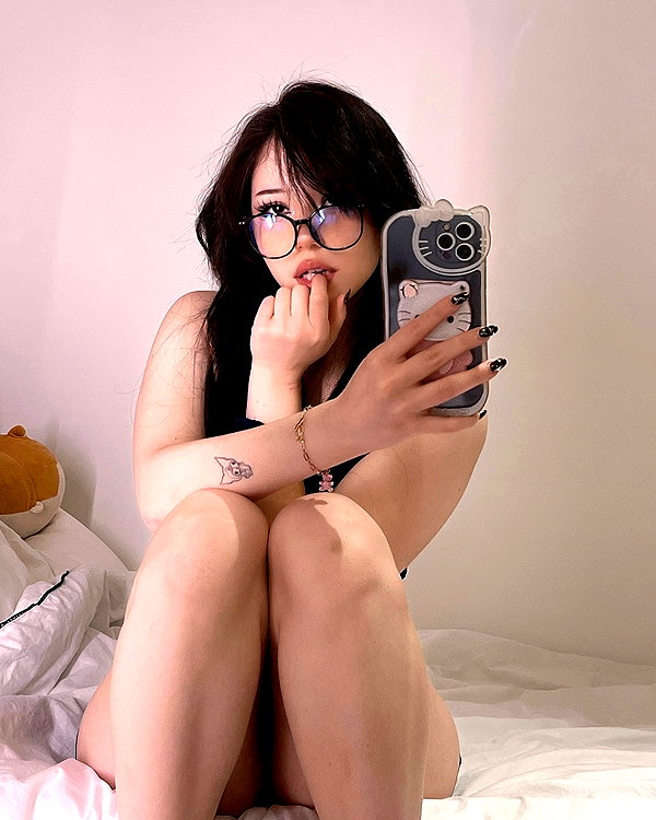 ivy.owowo instagram image archive image