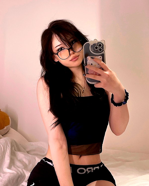 ivy.owowo instagram image archive image