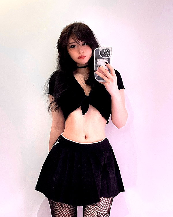 ivy.owowo instagram image archive image