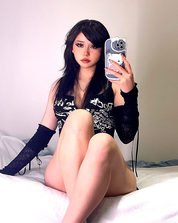 ivy.owowo instagram image archive image