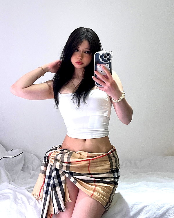 ivy.owowo instagram image archive image