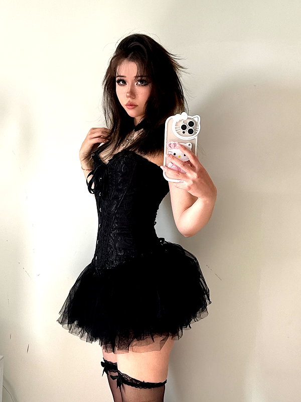 ivy.owowo instagram image archive image