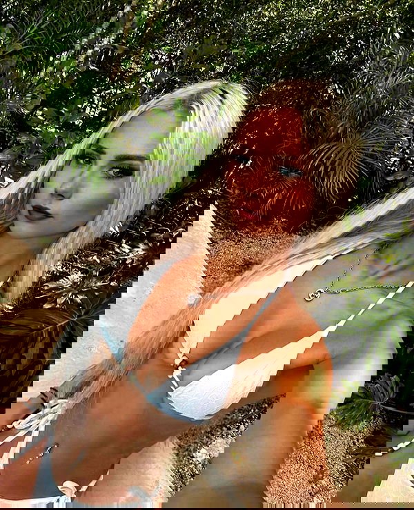 ivy.pavlova image ~ Altpins