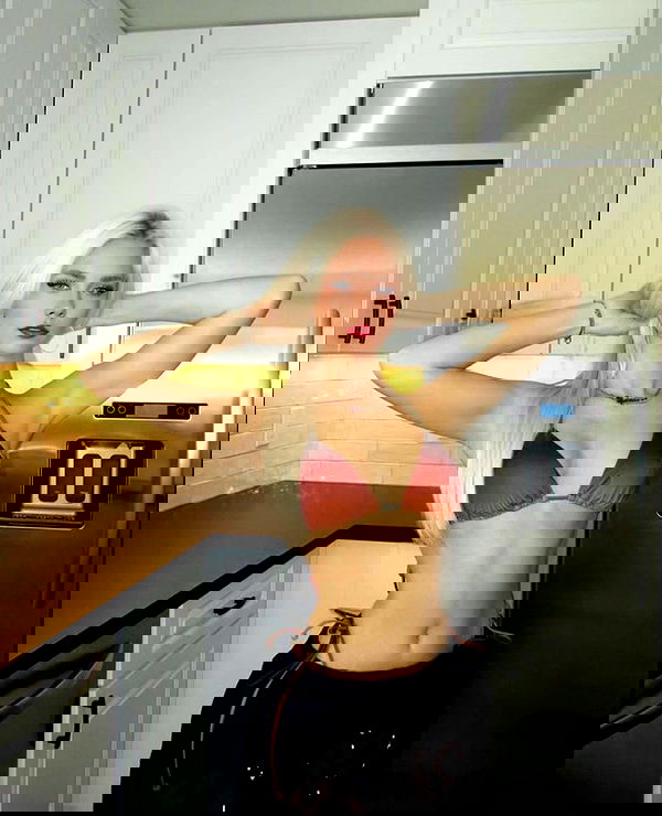 ivy.pavlova image ~ Altpins