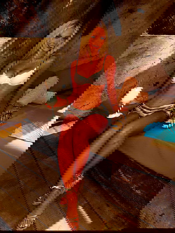 ivy.pavlova image ~ Altpins