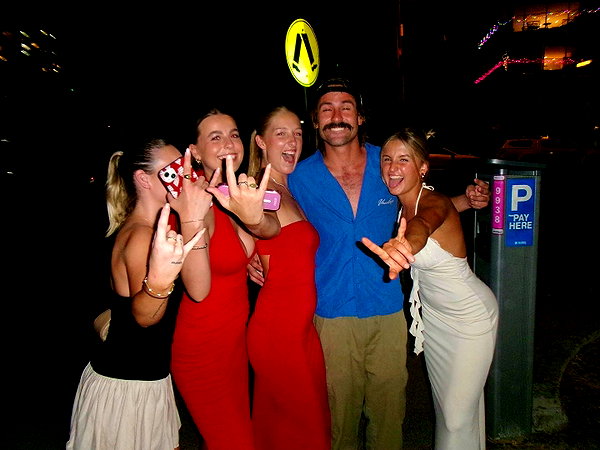 izzyyross__ izzyyross__ archive image