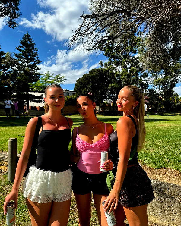 jadelawrence5 instagram image archive image