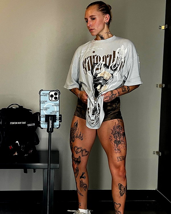 jayyymathis instagram image archive image