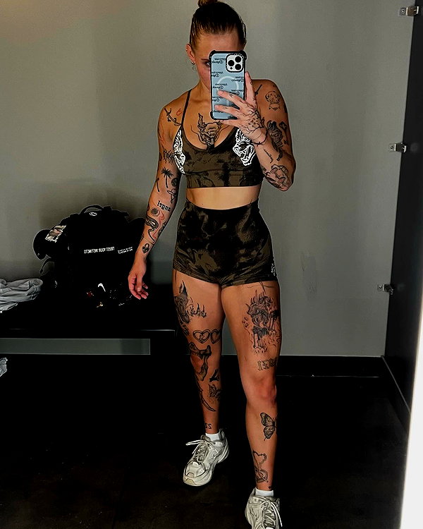 jayyymathis instagram image archive image
