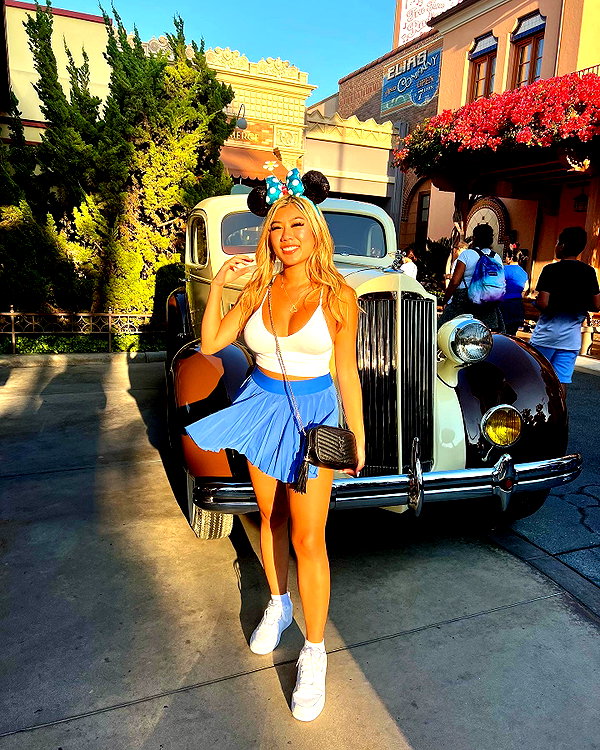 jenny.kaly instagram image archive image