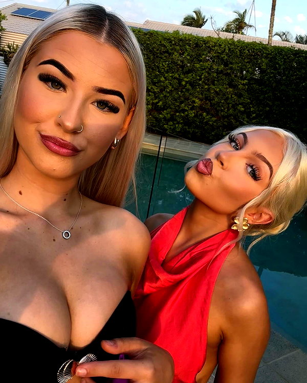 jess.burtonnn instagram image archive image