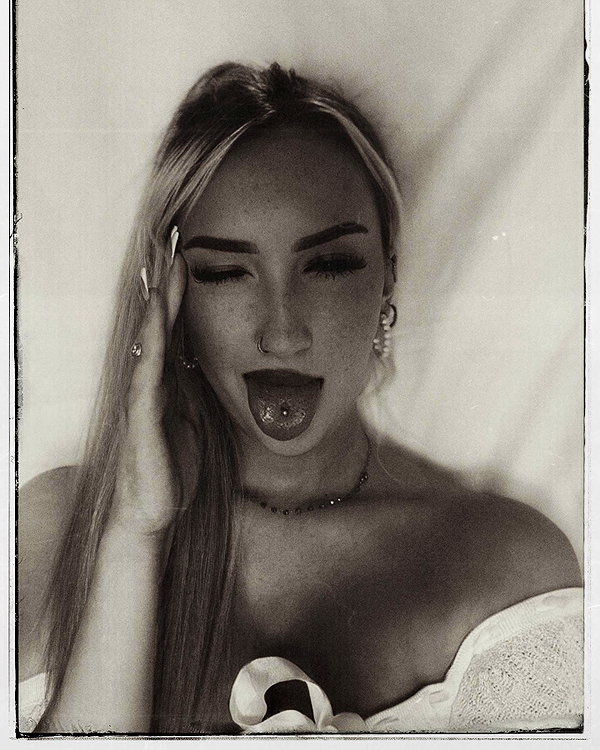 jhelenosx instagram image archive image