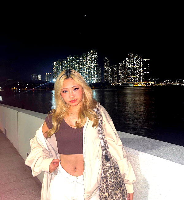joycee.e instagram image archive image
