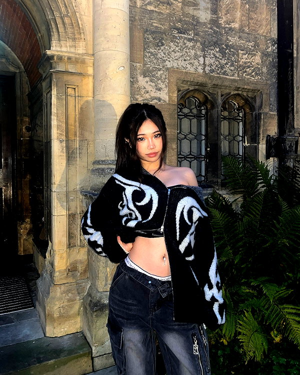 joycee.e instagram image archive image