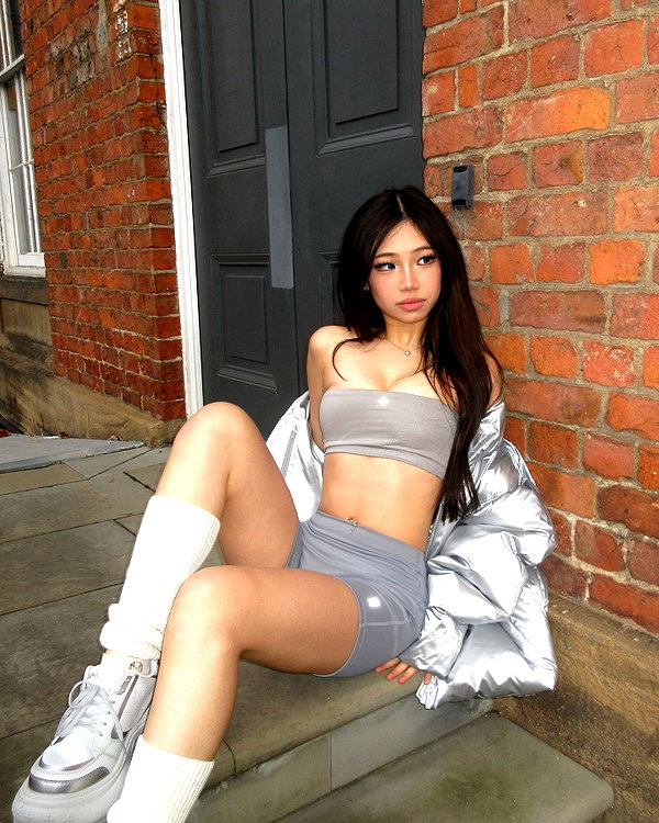 joycee.e instagram image archive image