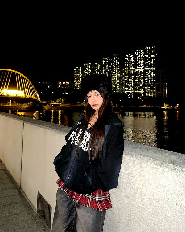 joycee.e instagram image archive image