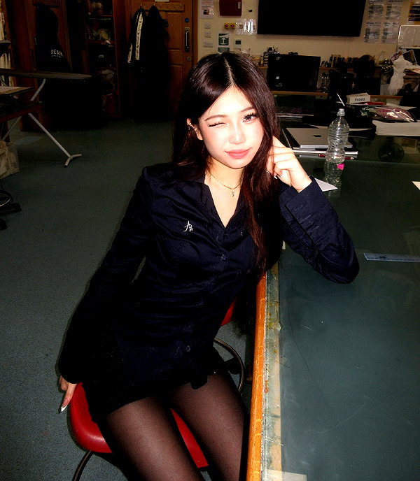joycee.e instagram image archive image