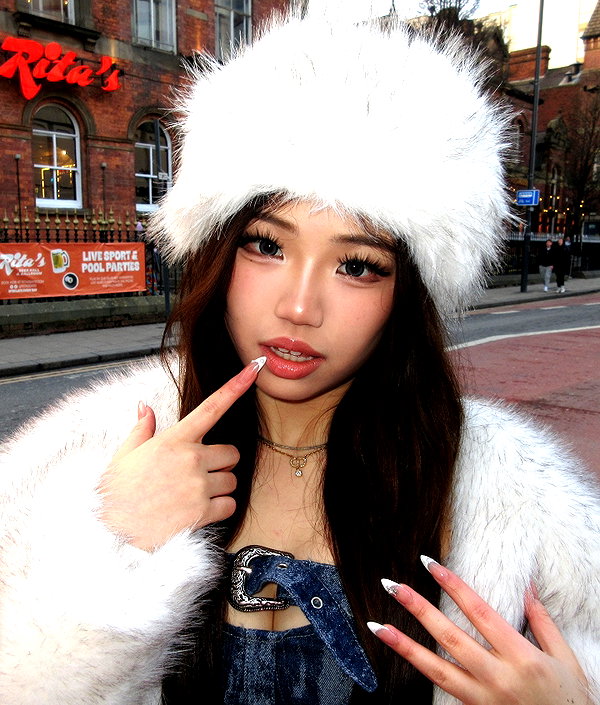 joycee.e instagram image archive image