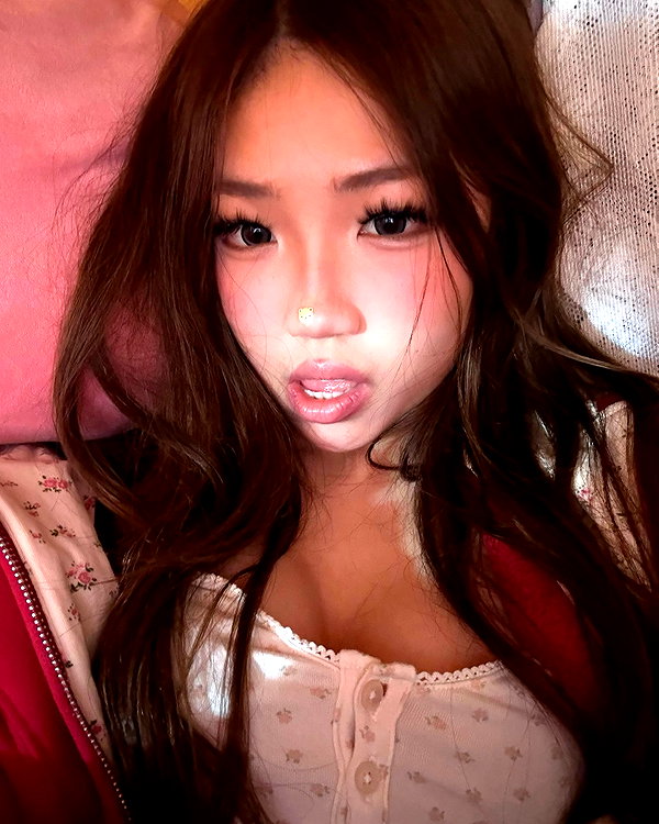 joycee.e instagram image archive image
