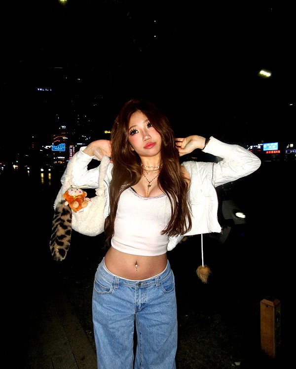 joycee.e instagram image archive image