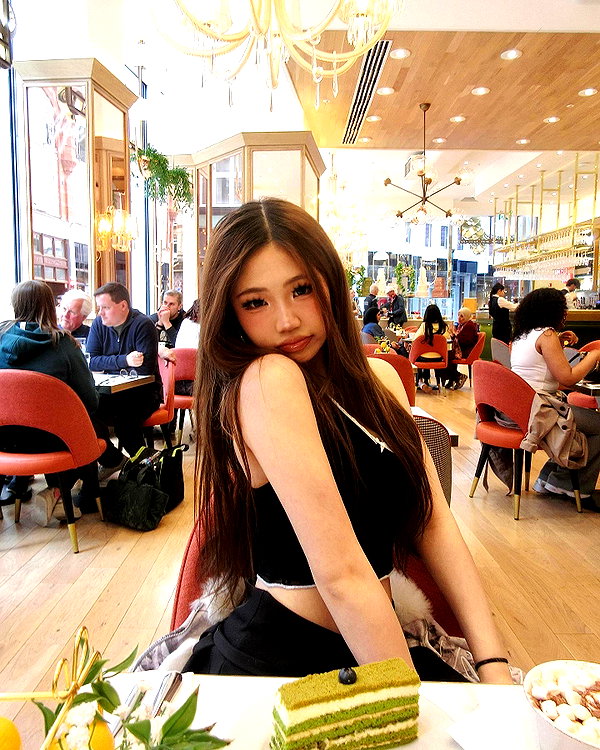 joycee.e instagram image archive image