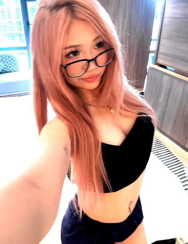 joycee.e instagram image archive image