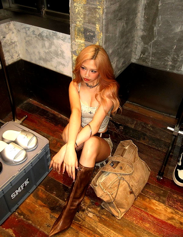 joycee.e instagram image archive image