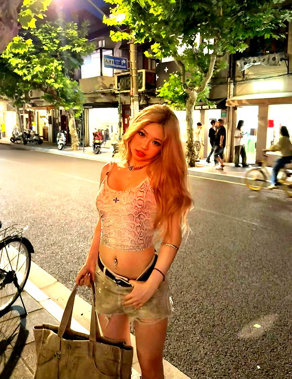joycee.e instagram image archive image