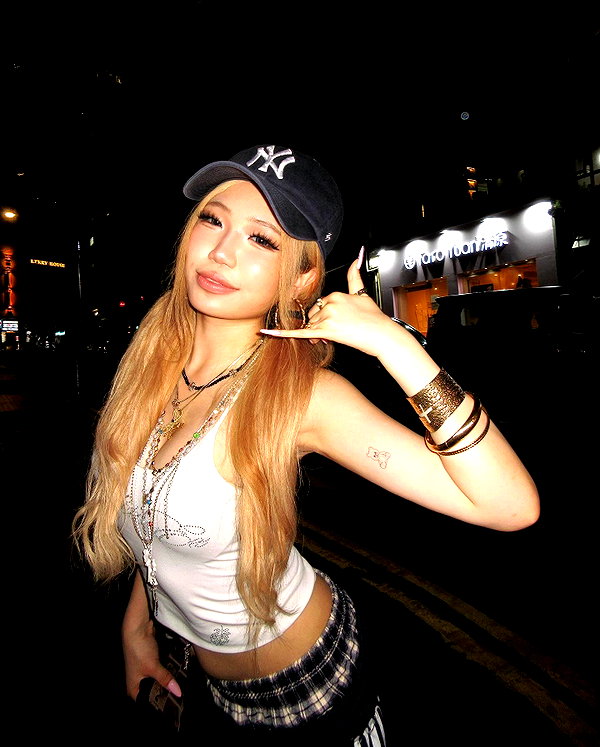 joycee.e instagram image archive image