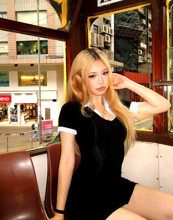 joycee.e instagram image archive image