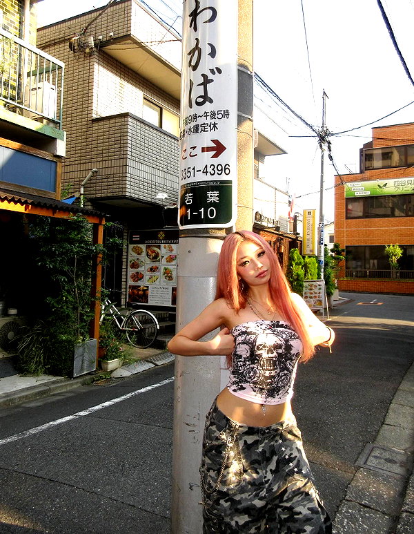 joycee.e instagram image archive image
