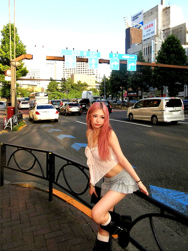 joycee.e instagram image archive image