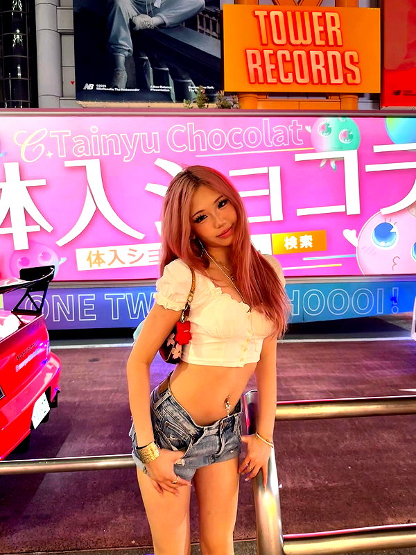 joycee.e instagram image archive image