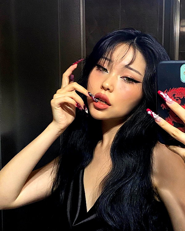 juilovelee instagram image archive image