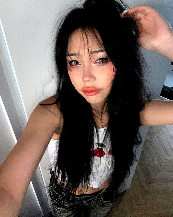 juilovelee instagram image archive image