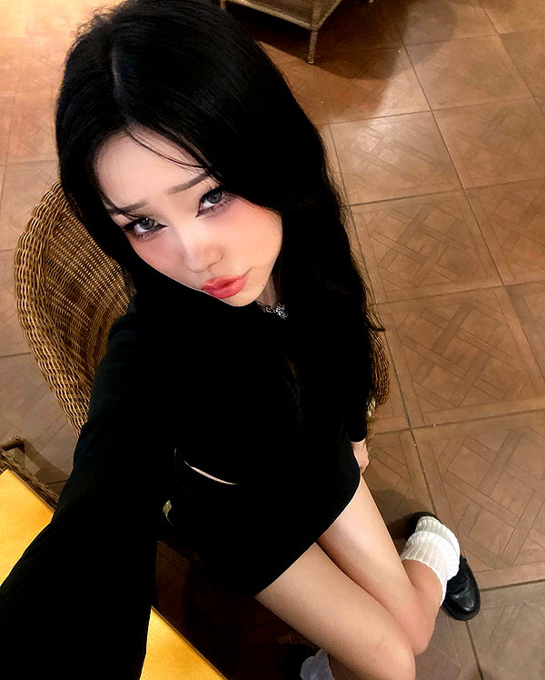 juilovelee instagram image archive image