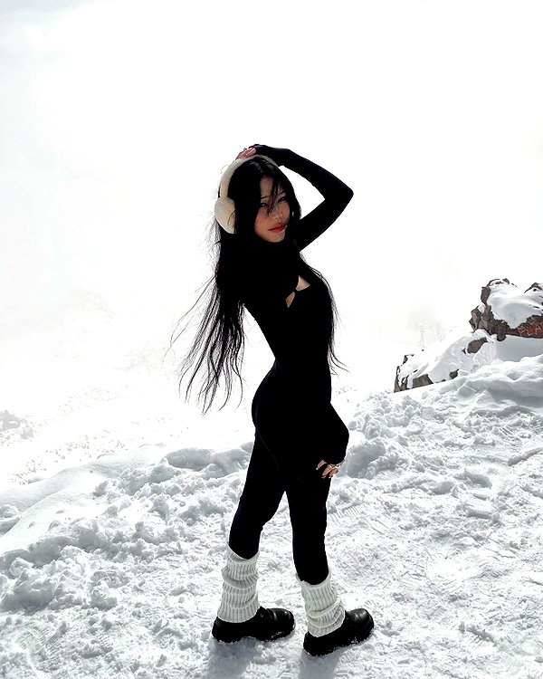 juilovelee instagram image archive image